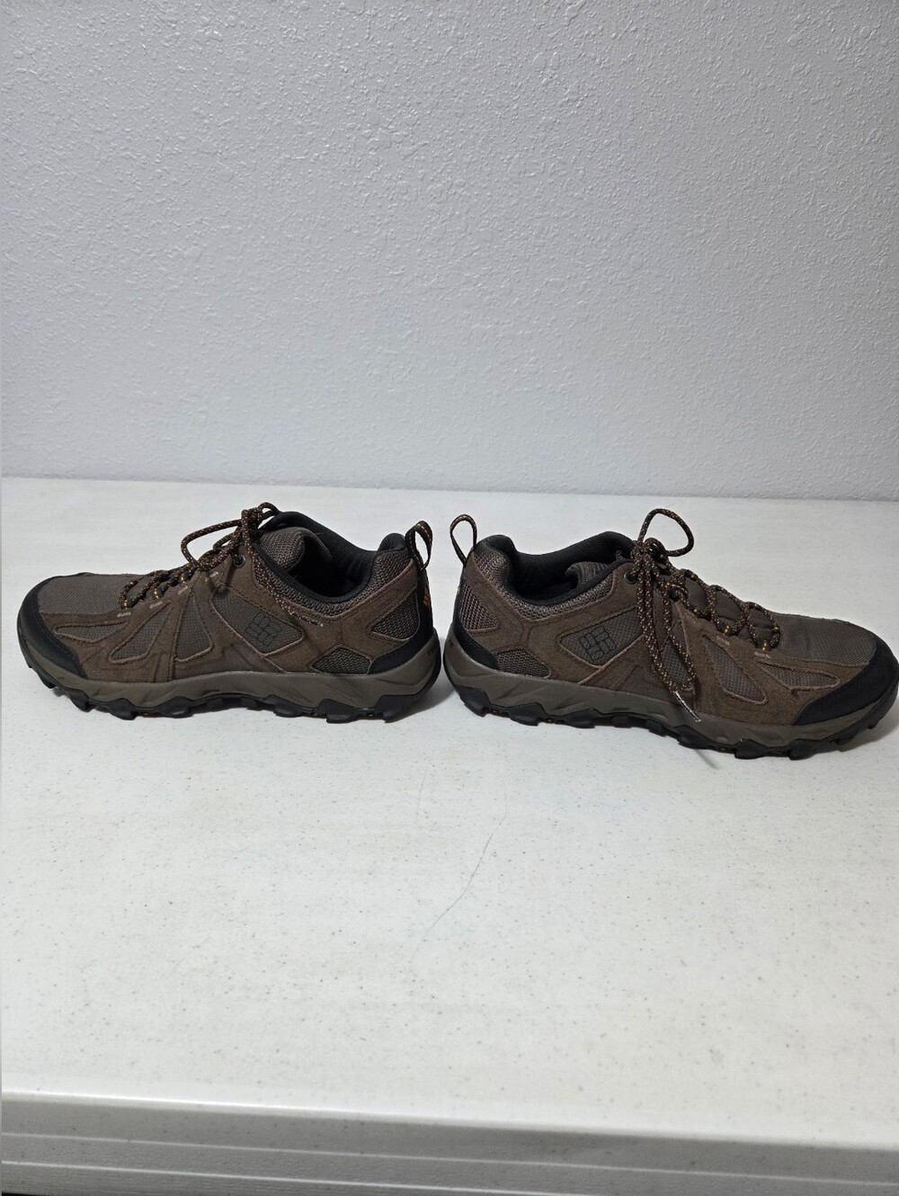 NEW Columbia Men's Brown Trail Shoes, Size 8